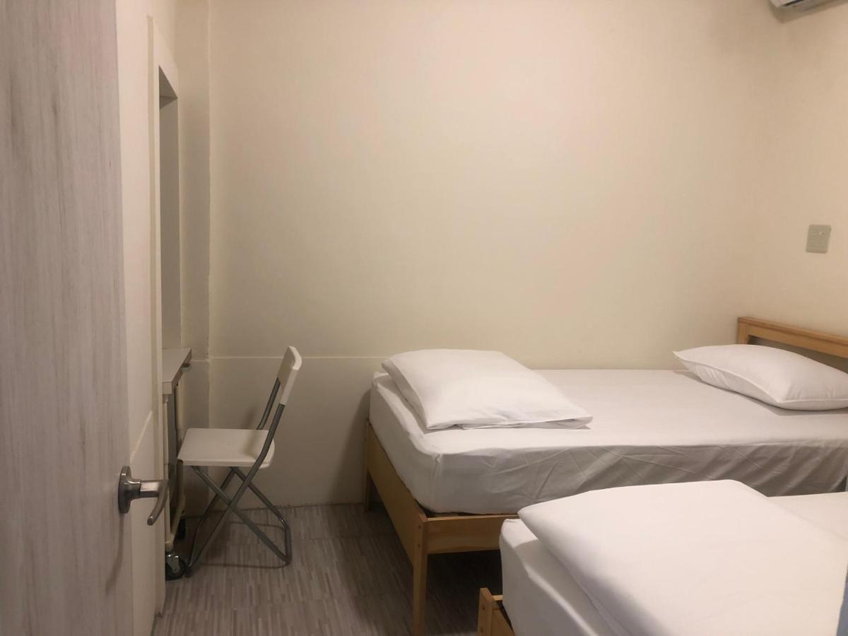 Simple Walk Guest House 小公寓 Tainan Dış mekan fotoğraf